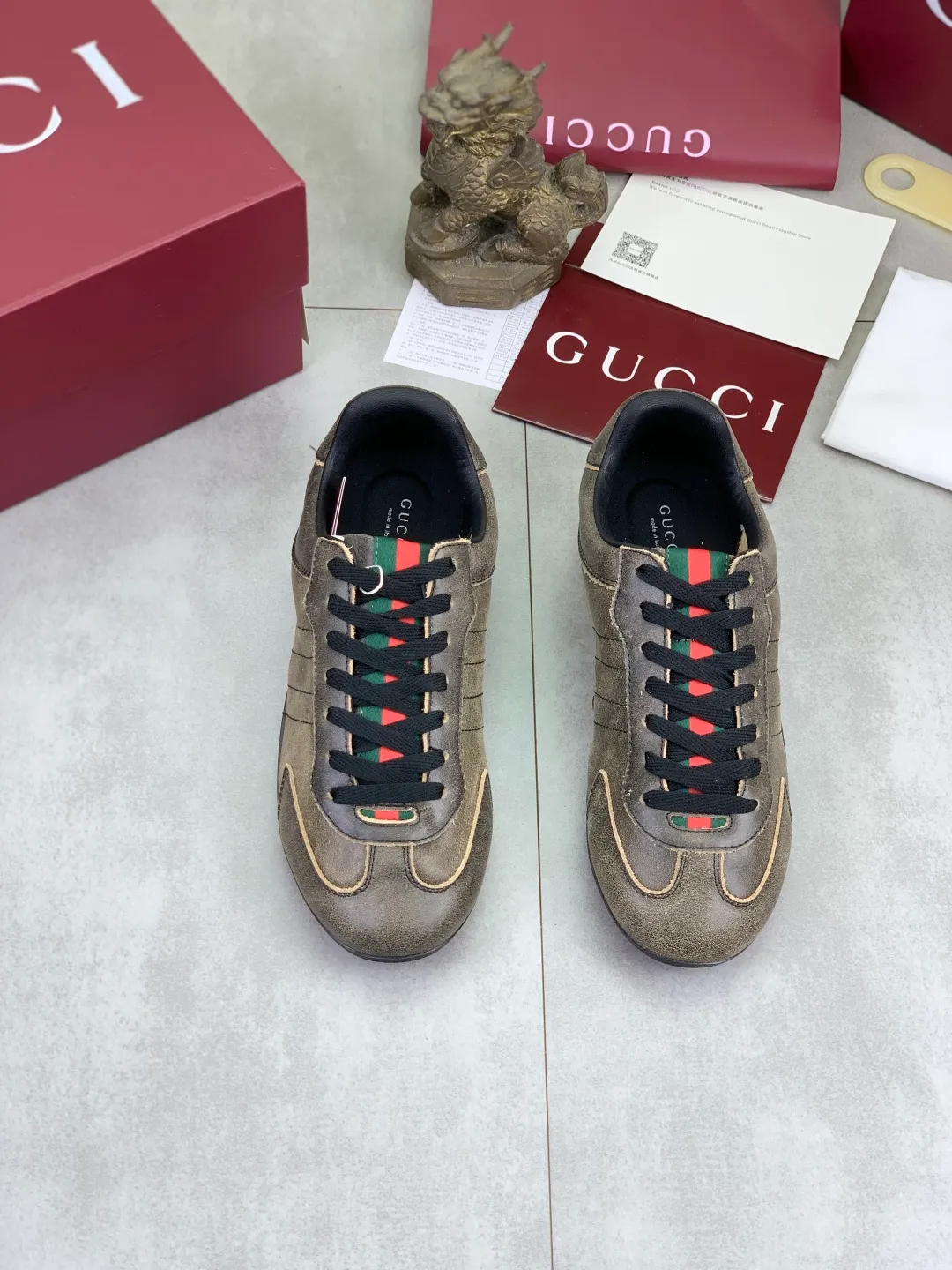 Men's shoes 💰P542 💰[New model] 🆘 The latest model from Gucci's official website 🎁Classic casual and fashionable men's shoes 👟Breaking hot model 💥The style is simple and elegant, exclusive for trendy men. Unique official website's latest brand elements 👑Gucci original decoration, fashionable and generous, the fabric is made of original soft calfskin➕Comfortable soft pigskin lining ✅The official website specifies wear-resistant rubber outsole_full of elasticity, classic model taken in real life🎬Color: 5️⃣colors available😍Number: 35-44
